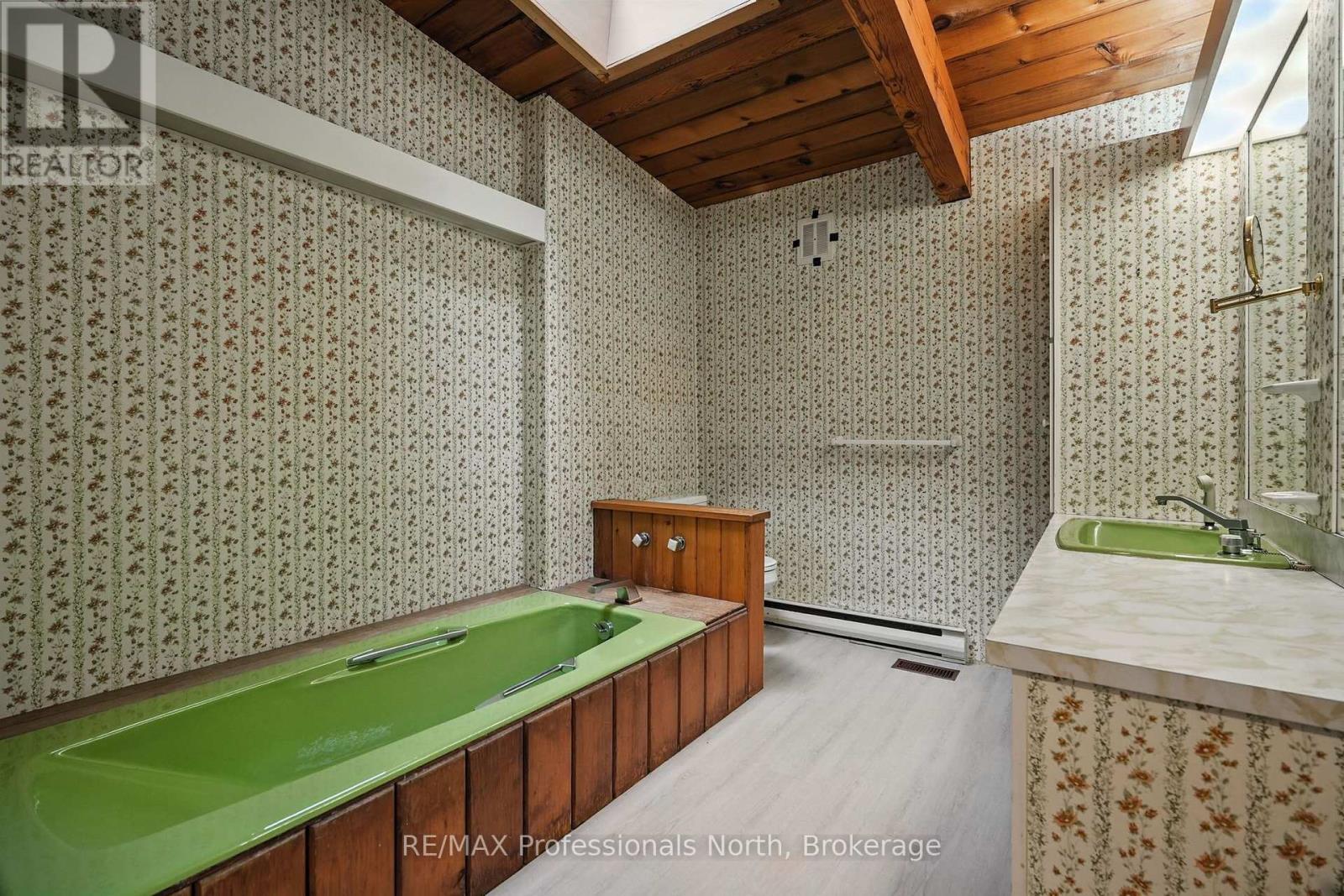 64 Woodland Drive, Bracebridge, Ontario  P1L 1M2 - Photo 37 - X12345981