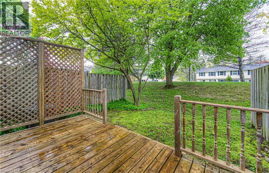 425 Keats Way Unit# 4, Waterloo, Ontario  N2L 5S7 - Photo 39 - 40760461