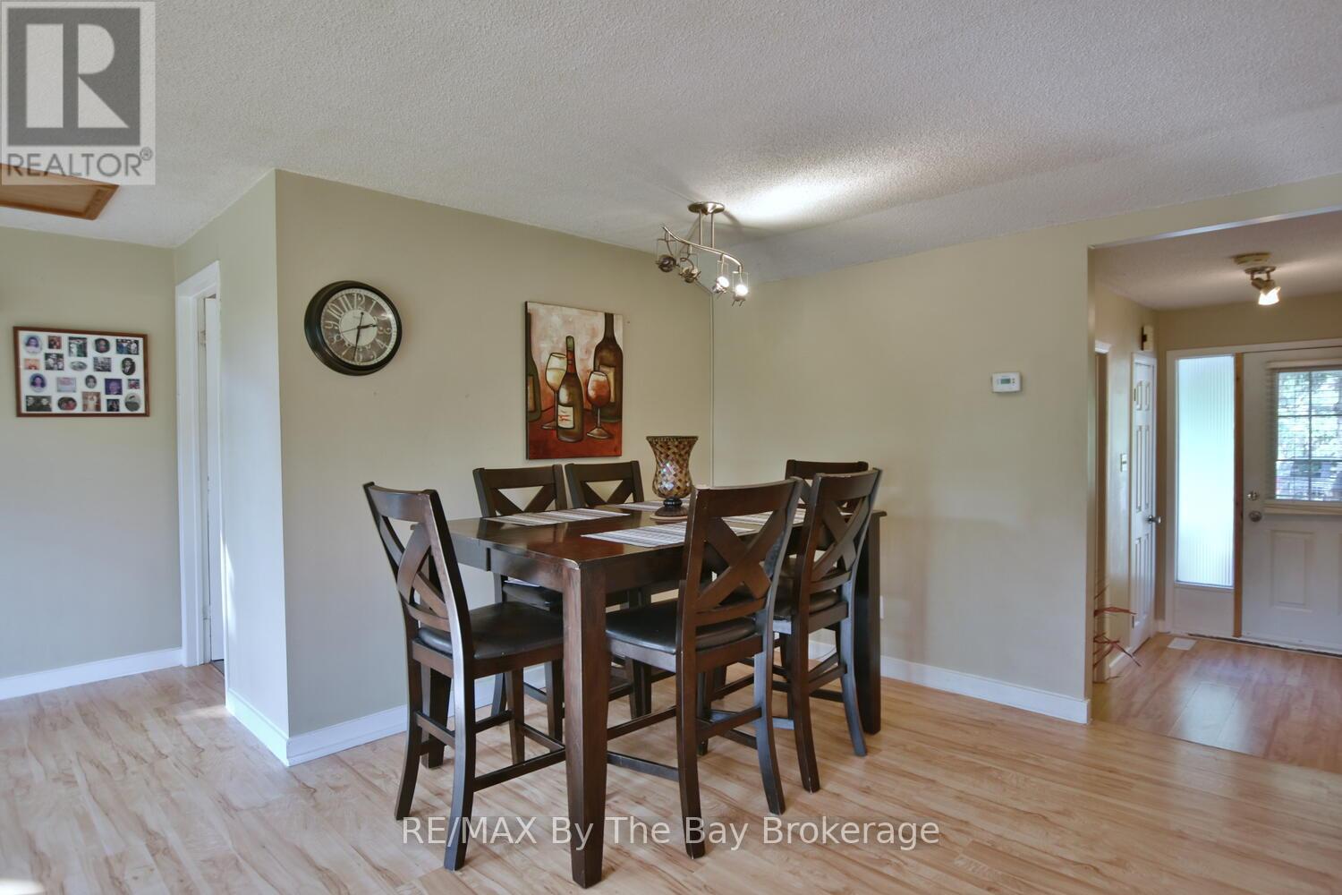 103 Sunnidale Road S, Wasaga Beach, Ontario  L9Z 2S9 - Photo 17 - S12346014