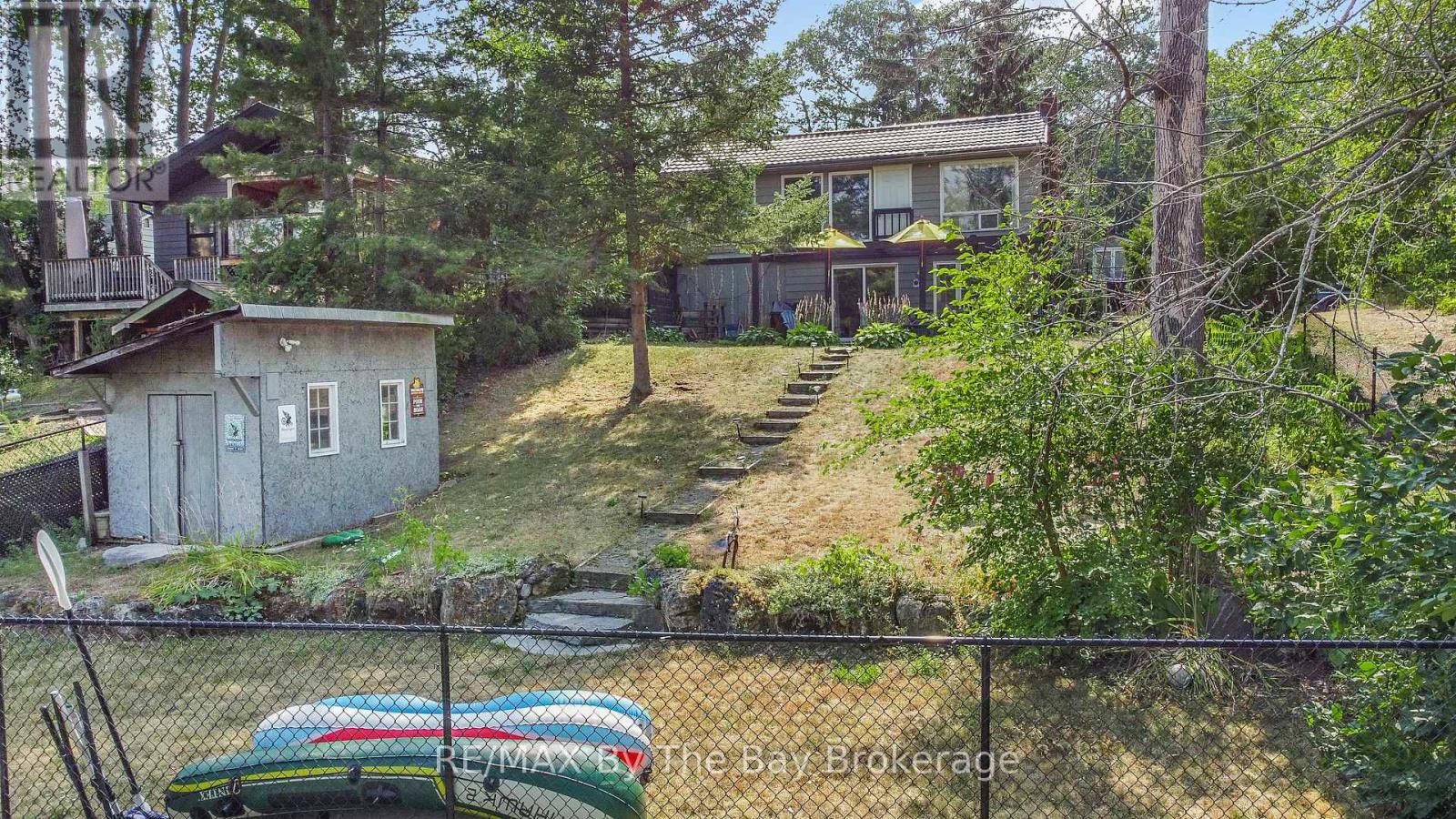103 Sunnidale Road S, Wasaga Beach, Ontario  L9Z 2S9 - Photo 8 - S12346014