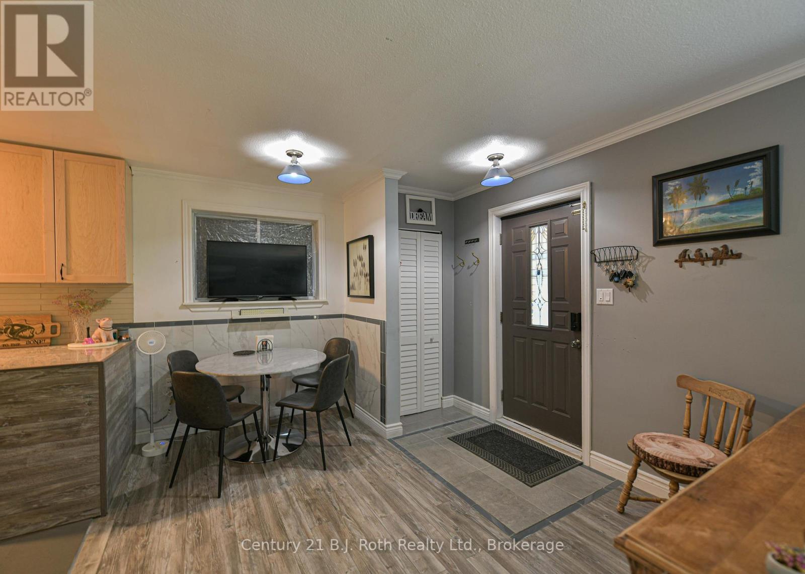 29 Quinn Avenue, Orillia, Ontario  L3V 3H6 - Photo 13 - S12346070