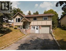 595 PIONEER Drive, Kitchener, Ontario