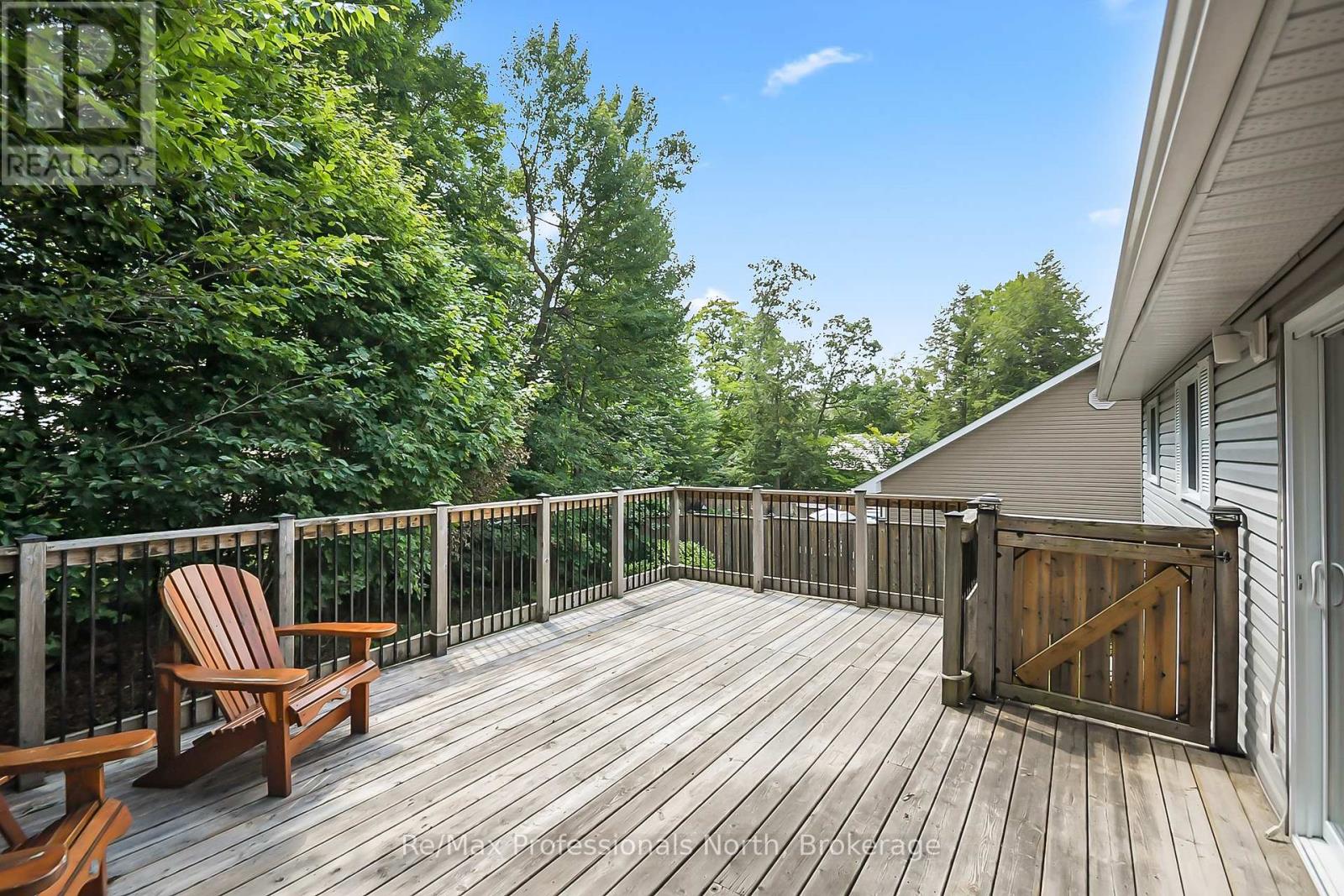 635 Wagner Street, Gravenhurst, Ontario  P1P 1E1 - Photo 26 - X12346223
