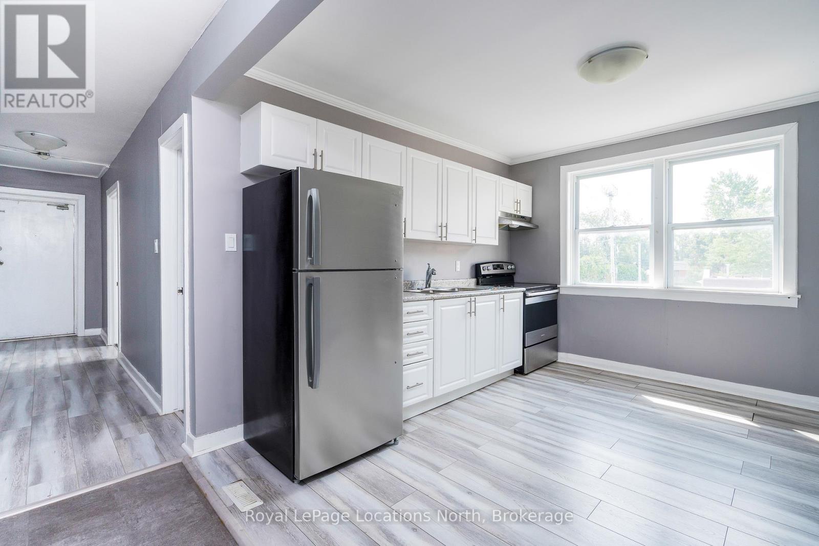 593 Hurontario Street, Collingwood, Ontario  L9Y 2N4 - Photo 10 - S12346449