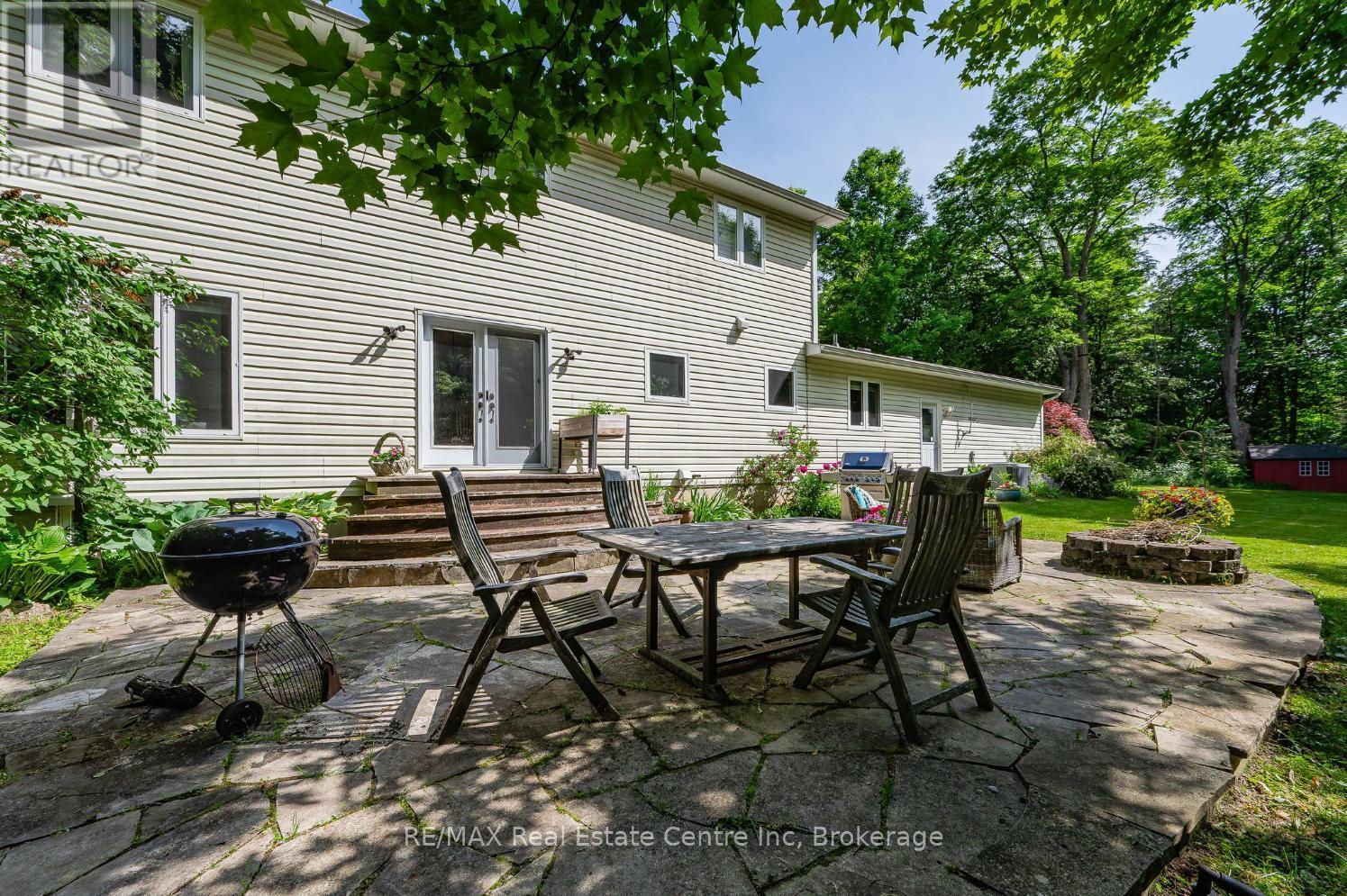 5120 Pineridge Drive, Milton, Ontario  L7J 2L7 - Photo 32 - W12346401