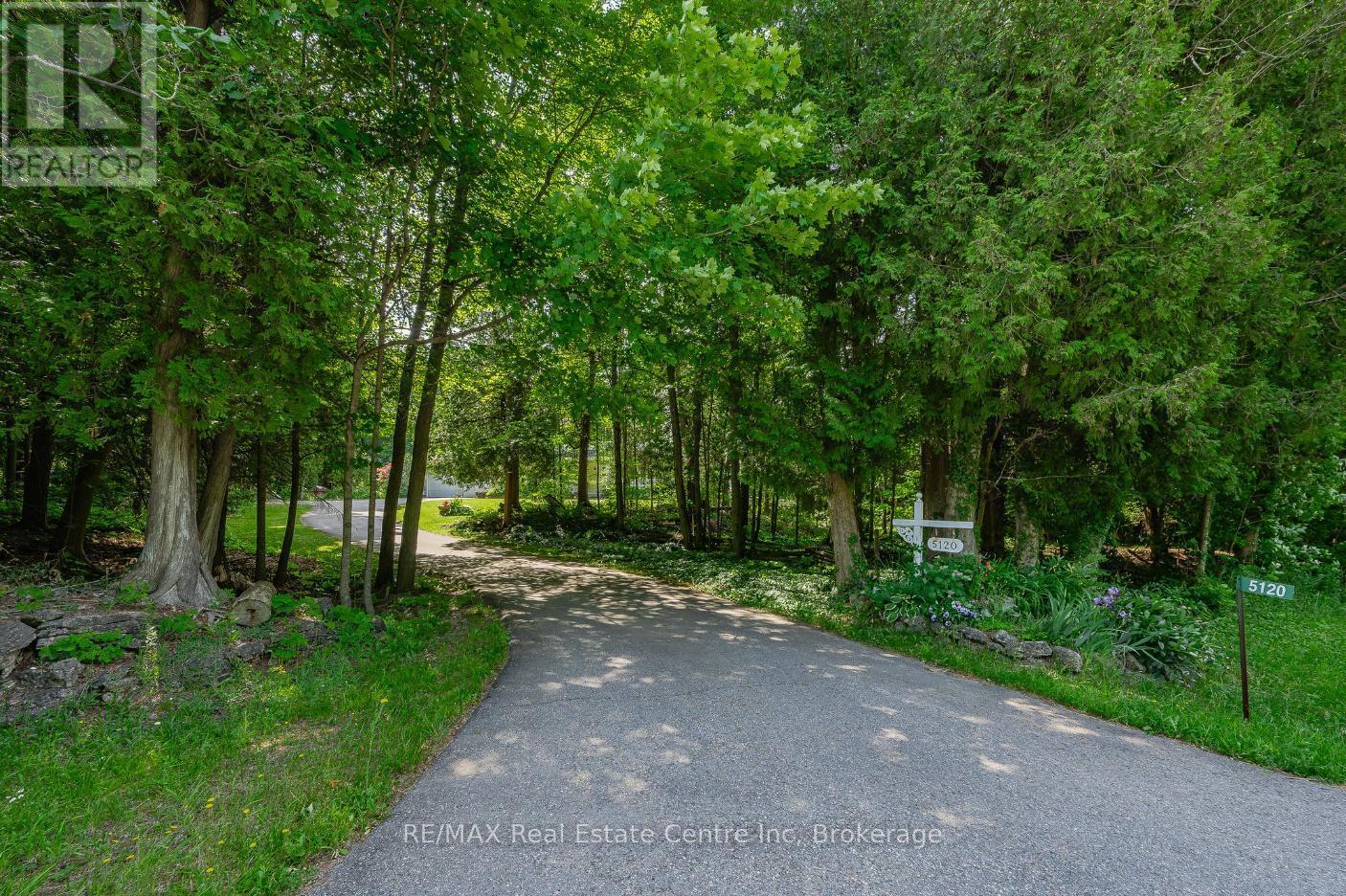 5120 Pineridge Drive, Milton, Ontario  L7J 2L7 - Photo 37 - W12346401