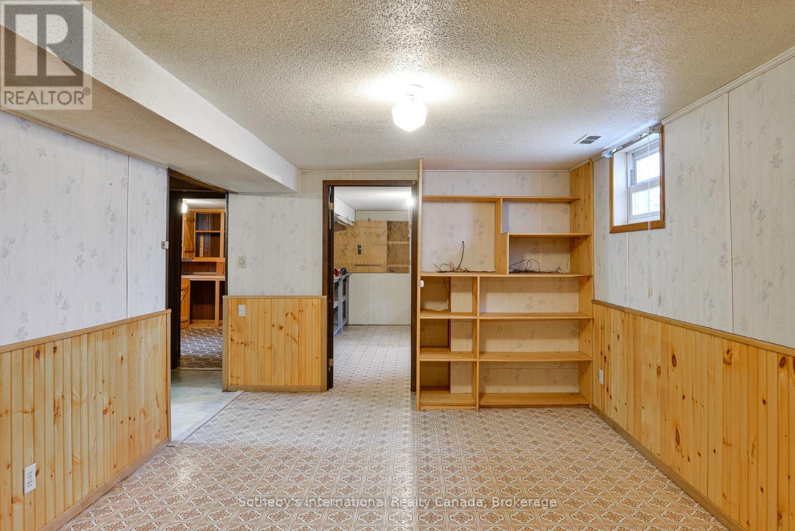 455 Fairview Drive, Gravenhurst, Ontario  P1P 1L2 - Photo 15 - X12346403