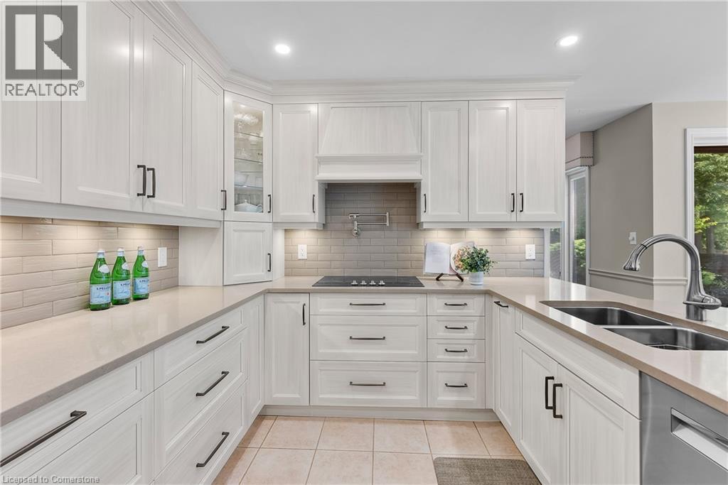 6748 January Drive, Niagara Falls, Ontario  L2J 4J4 - Photo 11 - 40760179