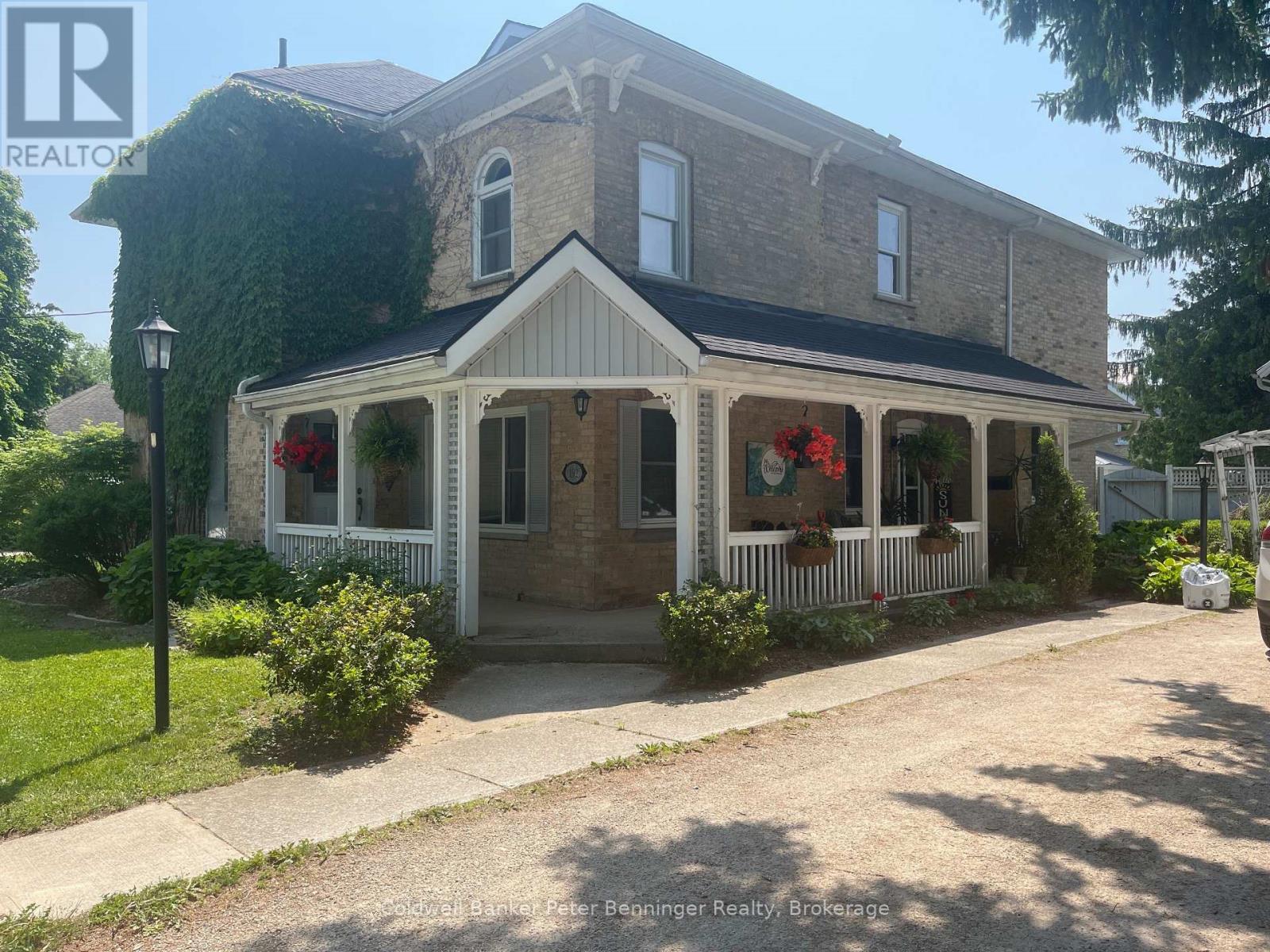 192 3 Avenue Sw, Arran-Elderslie, Ontario  N0G 1L0 - Photo 2 - X12347090