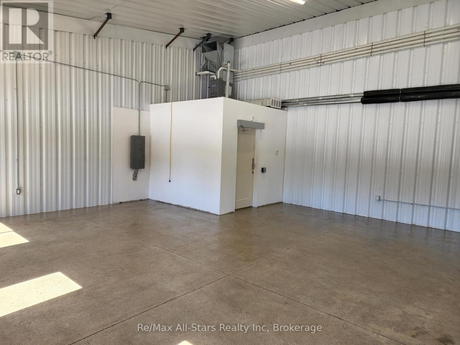 25754 35 Highway, Lake Of Bays, Ontario  P0A 1H0 - Photo 20 - X12347380