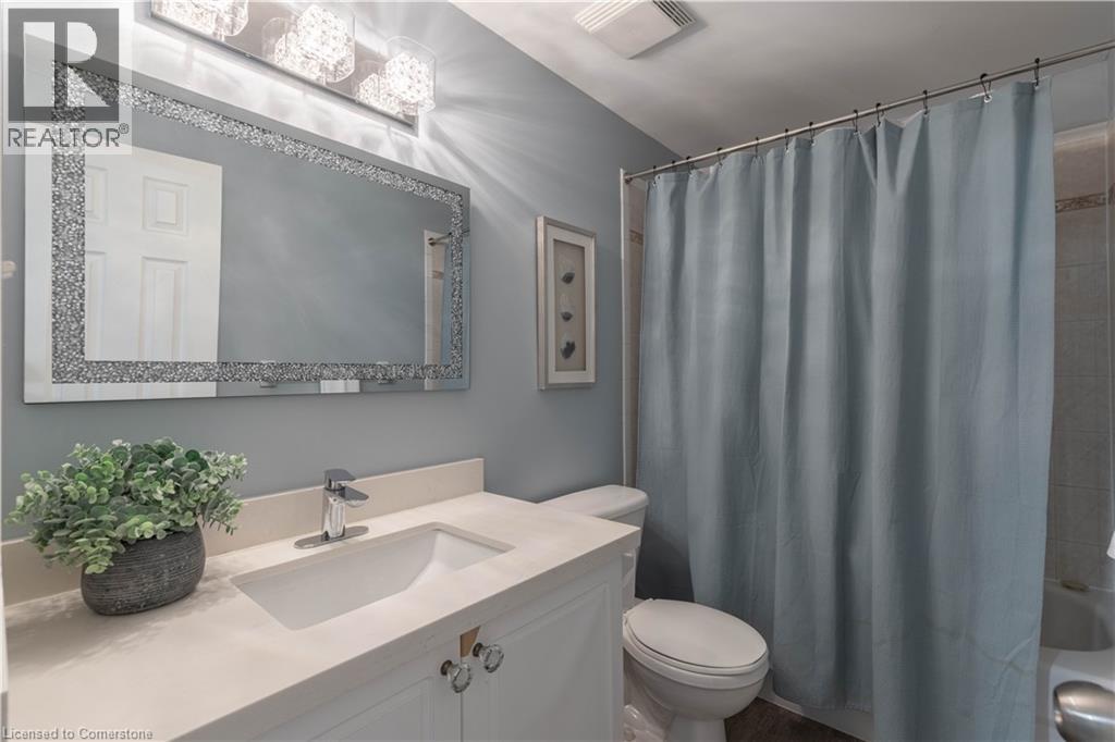 65 Fairwood Place W, Burlington, Ontario  L7T 1E4 - Photo 17 - 40760993