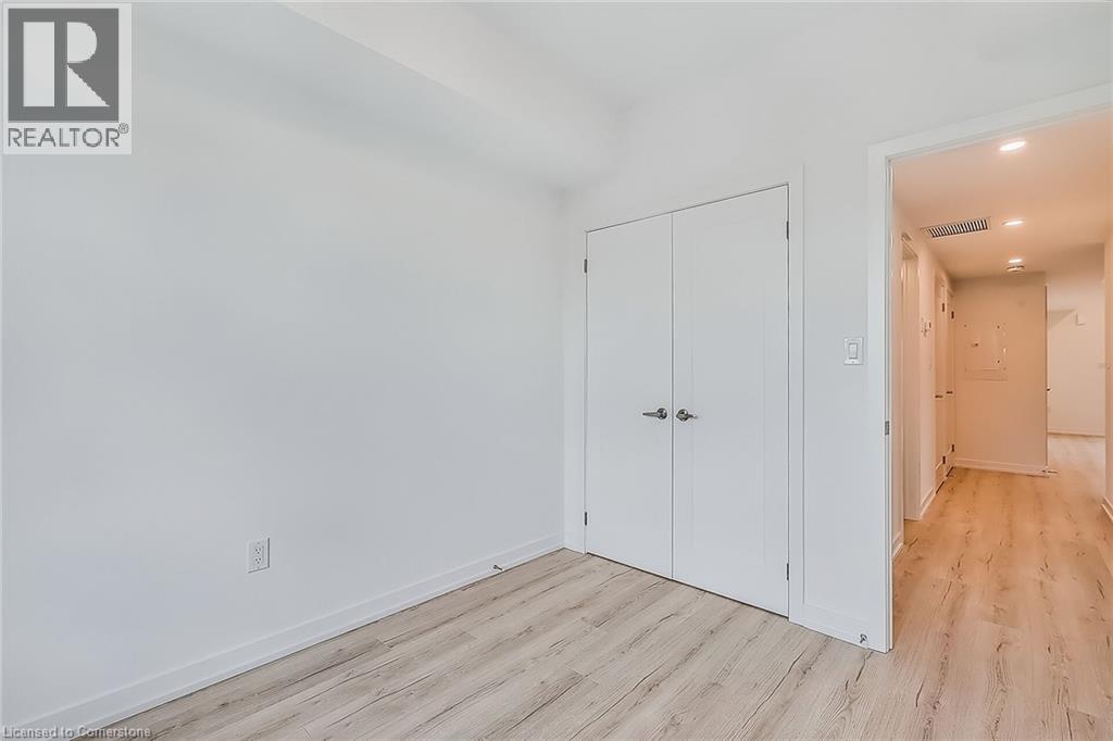 940 St. David Street N Unit# 10, Fergus, Ontario  N1M 2W3 - Photo 12 - 40761048