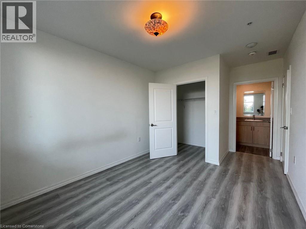 1098 Paisley Road, Guelph, Ontario  N1K 0E3 - Photo 4 - 40759976