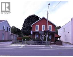 5815 MAIN Street, Niagara Falls, Ontario