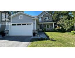 16 SUNSET COURT, Collingwood, Ontario