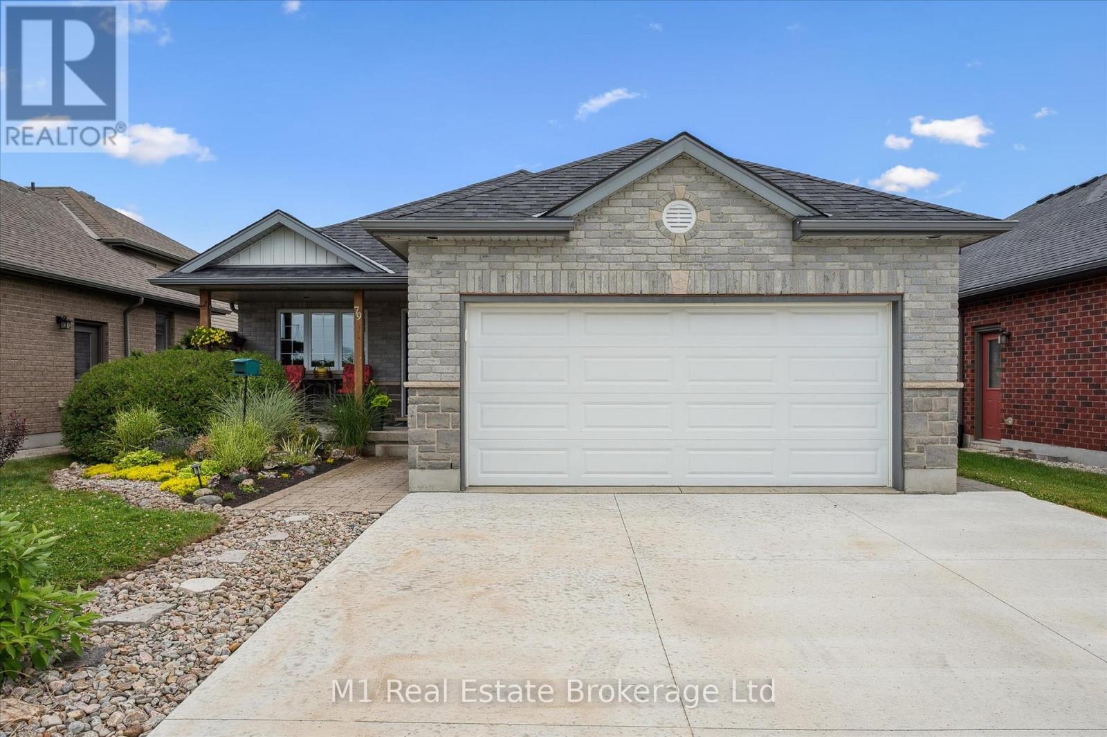 79 Spencer Drive, Centre Wellington, Ontario  N0B 1S0 - Photo 2 - X12349460