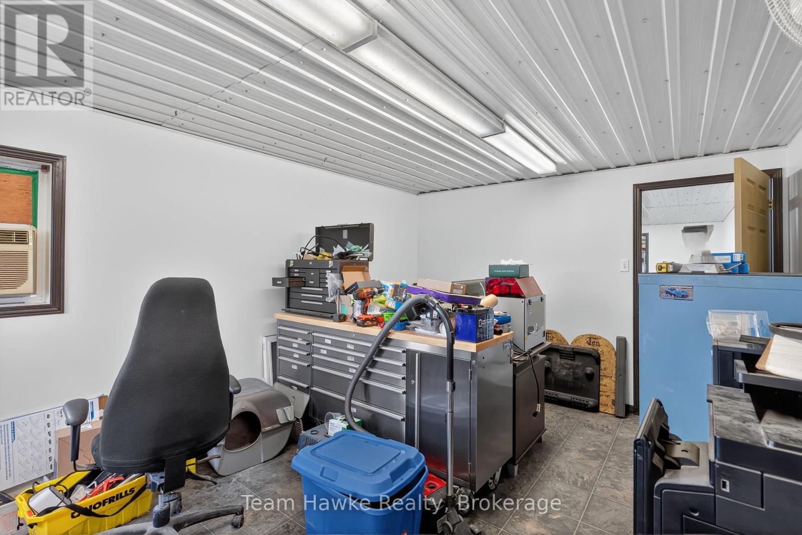 8870 County 93 Road, Midland, Ontario  L4R 4K4 - Photo 36 - S12350619