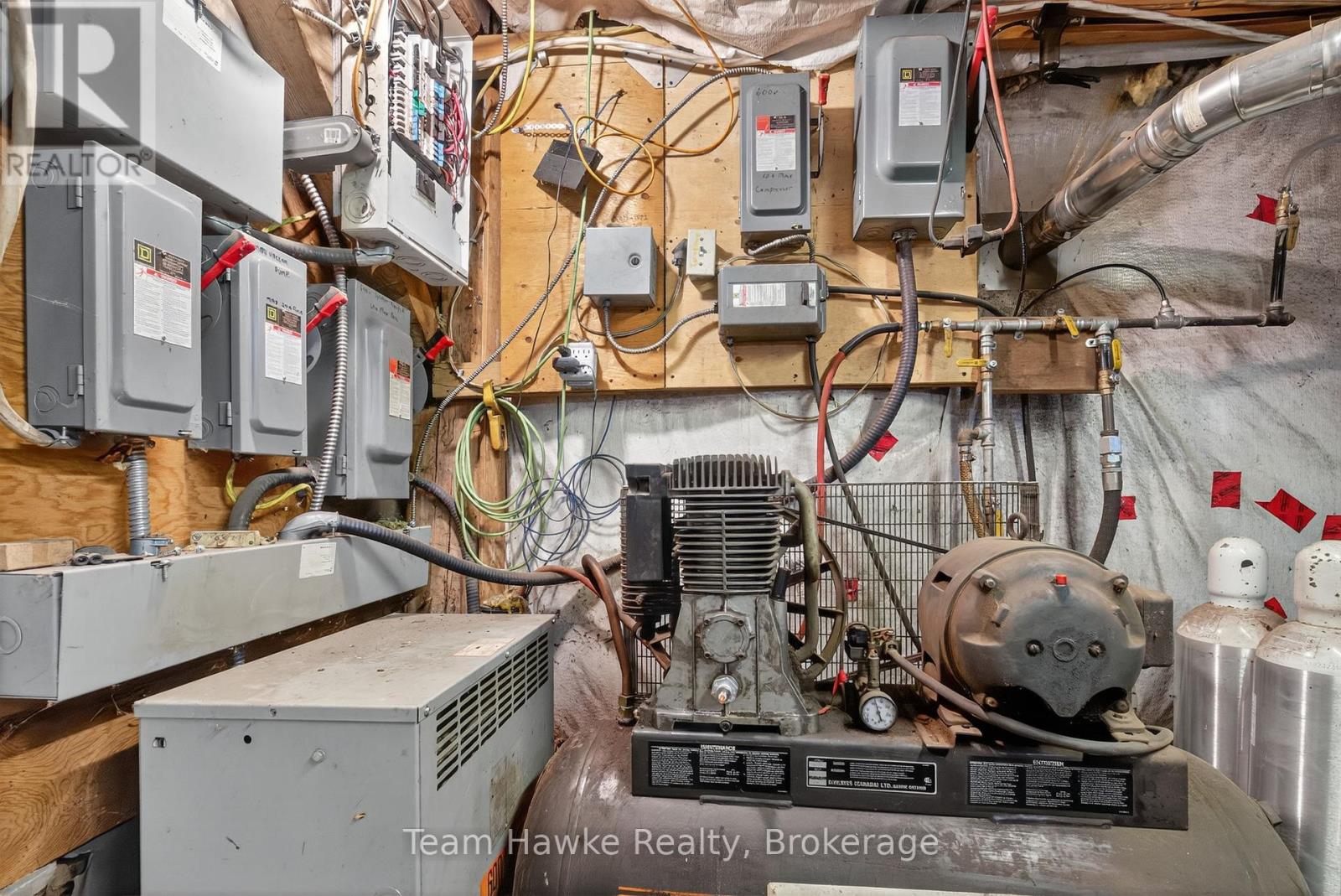 8870 County 93 Road, Midland, Ontario  L4R 4K4 - Photo 41 - S12350619