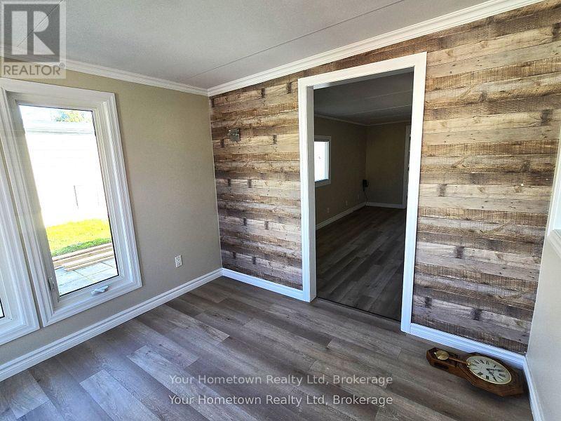 483 Spruce Street, Centre Wellington, Ontario  N1M 2W5 - Photo 3 - X12351526