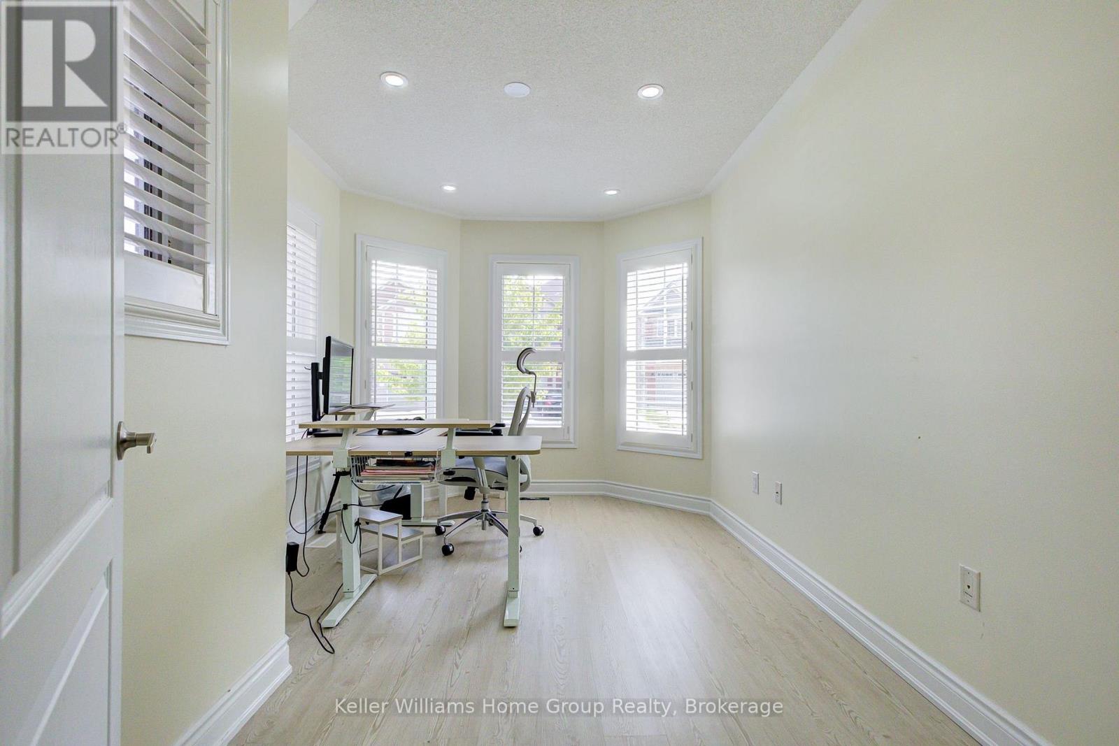 435 Pozbou Crescent, Milton, Ontario  L9T 8H8 - Photo 25 - W12351675