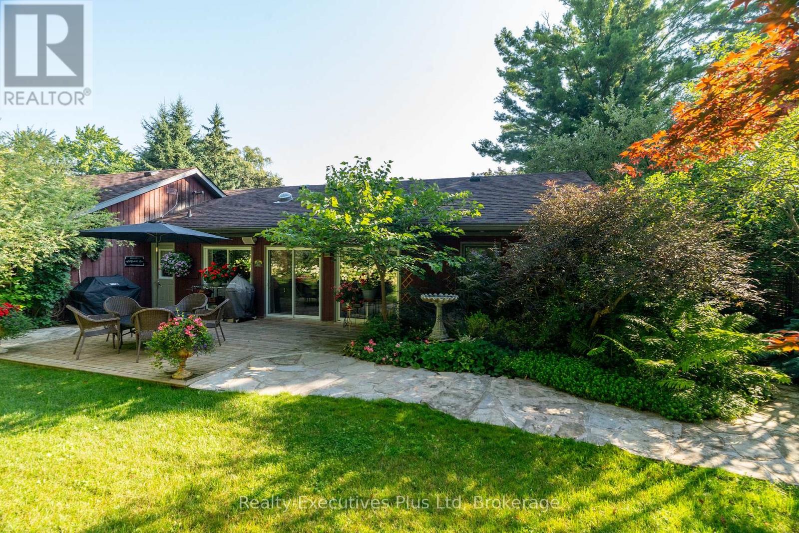 4 Glenhill Place, Guelph, Ontario  N1E 4G7 - Photo 44 - X12351790