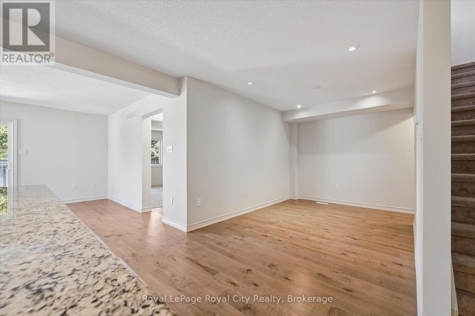 52 Aberdeen Street, Centre Wellington, Ontario  N1M 0C1 - Photo 13 - X12352329