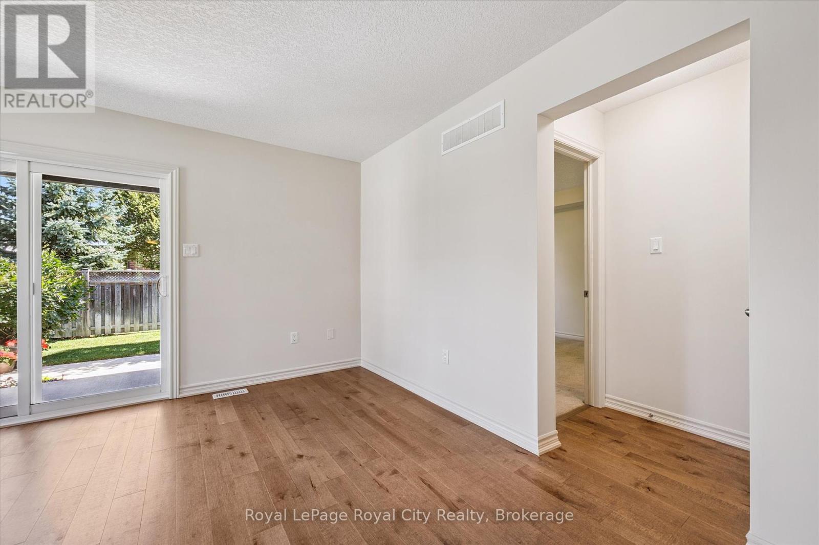 52 Aberdeen Street, Centre Wellington, Ontario  N1M 0C1 - Photo 16 - X12352329