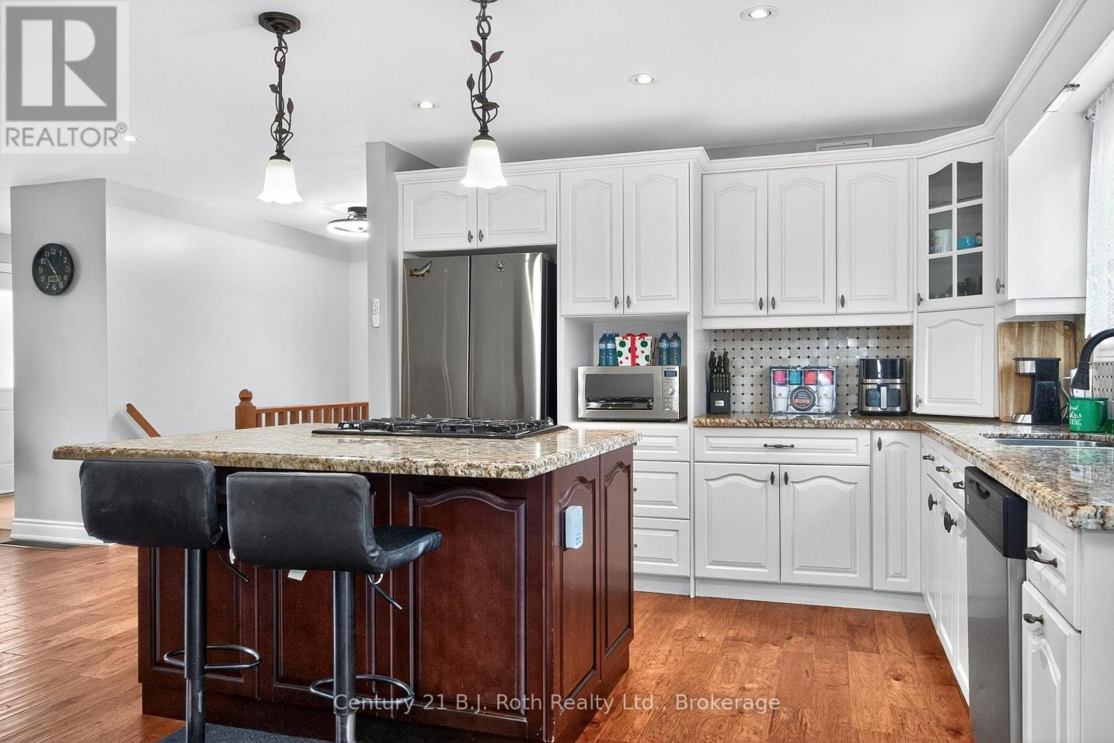 161 Forest Harbour Parkway, Tay, Ontario  L0K 2C0 - Photo 5 - S12352601