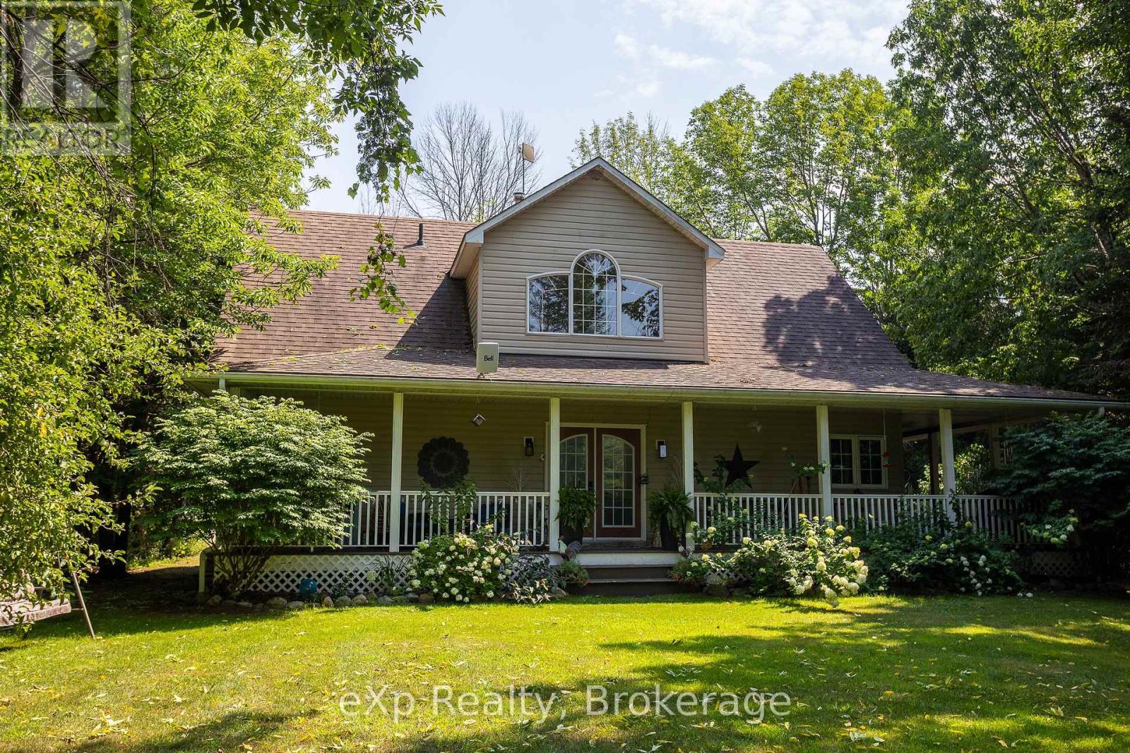 126 Wilson Drive, Georgian Bluffs, Ontario  N0H 2T0 - Photo 1 - X12352782