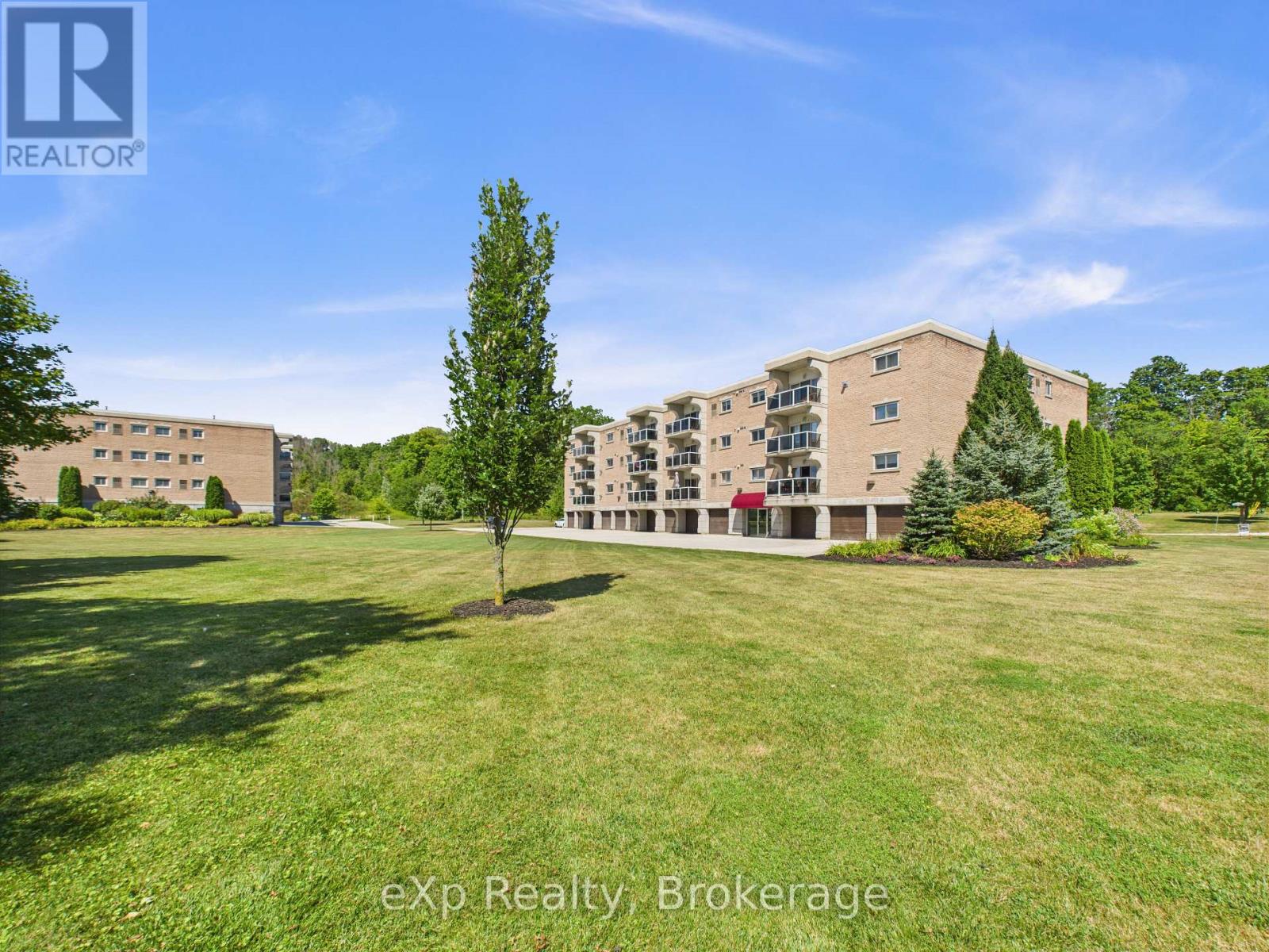 202 - 85 William Street N, Brockton, Ontario  N0G 2V0 - Photo 2 - X12352816