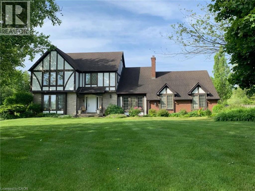 22 WENEIL Drive, Freelton, Ontario