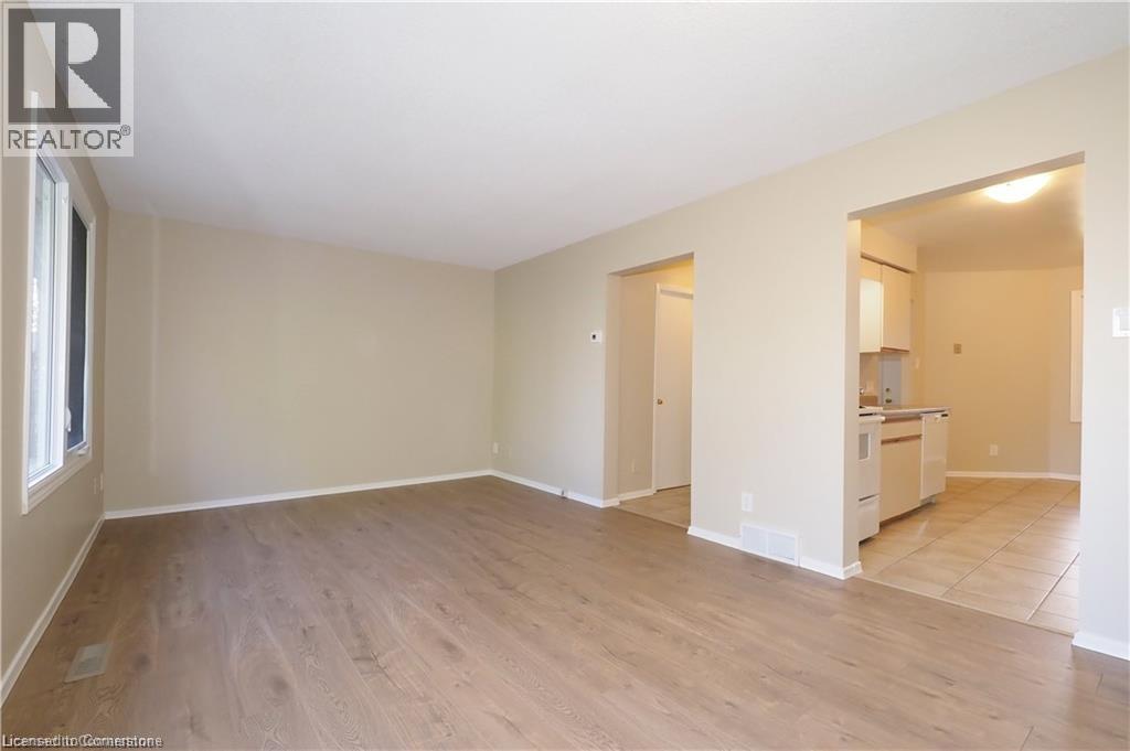 395 Kingscourt Drive Unit# 2, Waterloo, Ontario  N2K 3R5 - Photo 8 - 40761256