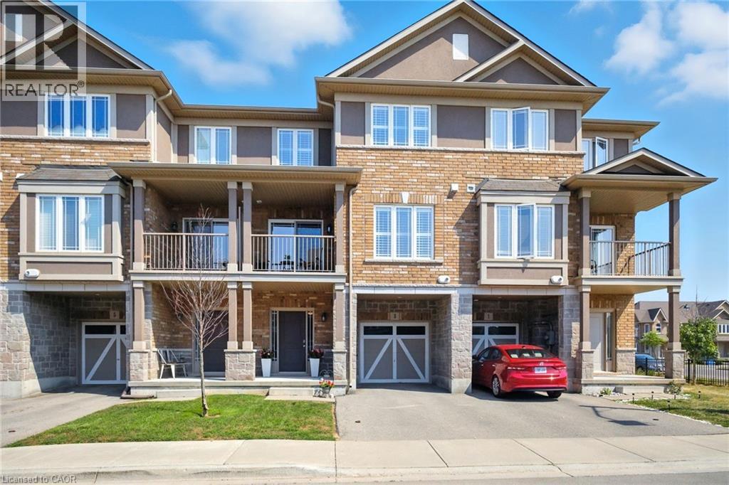 3 BLOOM Crescent, Stoney Creek, Ontario