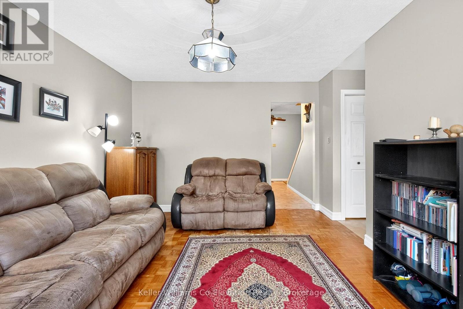 62 George Street E, Clearview, Ontario  L0M 1G0 - Photo 8 - S12353198