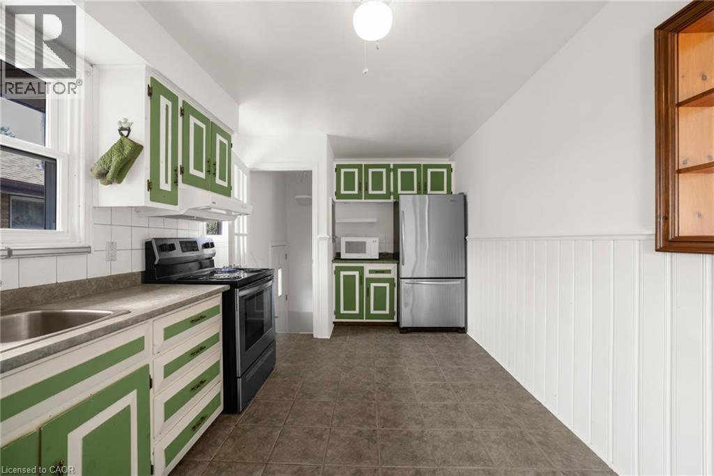 272 Upper Paradise Road Unit# A, Hamilton, Ontario  L9C 5C2 - Photo 10 - 40761431