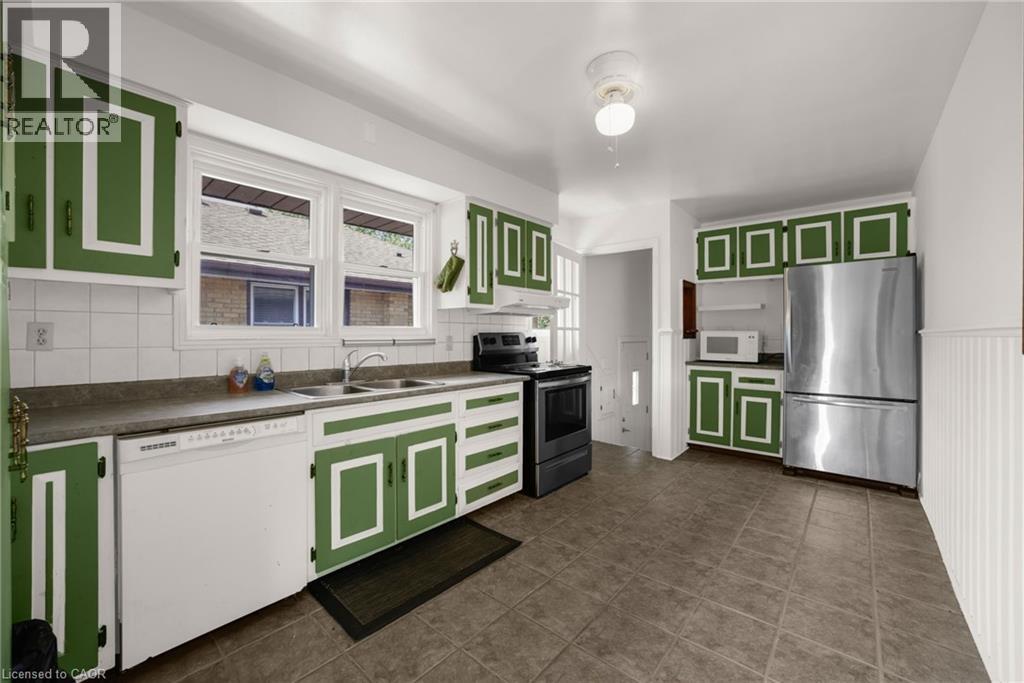 272 Upper Paradise Road Unit# A, Hamilton, Ontario  L9C 5C2 - Photo 9 - 40761431