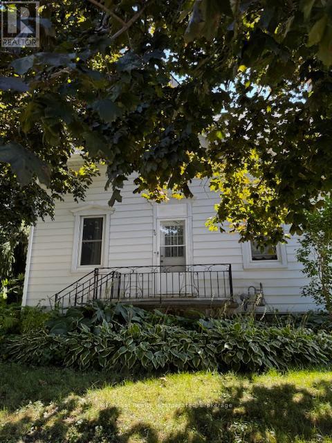 50 Mary Street N, Central Huron, Ontario  N0M 1L0 - Photo 1 - X12353840
