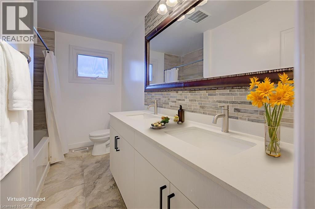 259 Lorraine Avenue, Kitchener, Ontario  N2B 1W9 - Photo 7 - 40760078