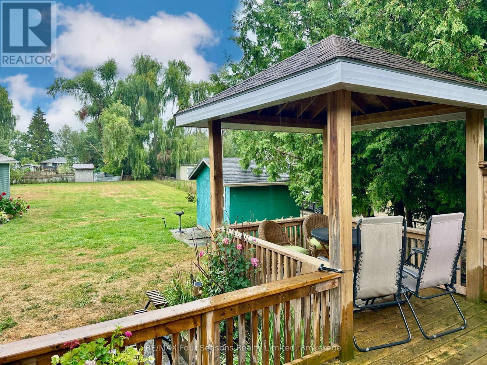 225 Christopher Street, Clearview, Ontario  L0M 1S0 - Photo 39 - S12354209