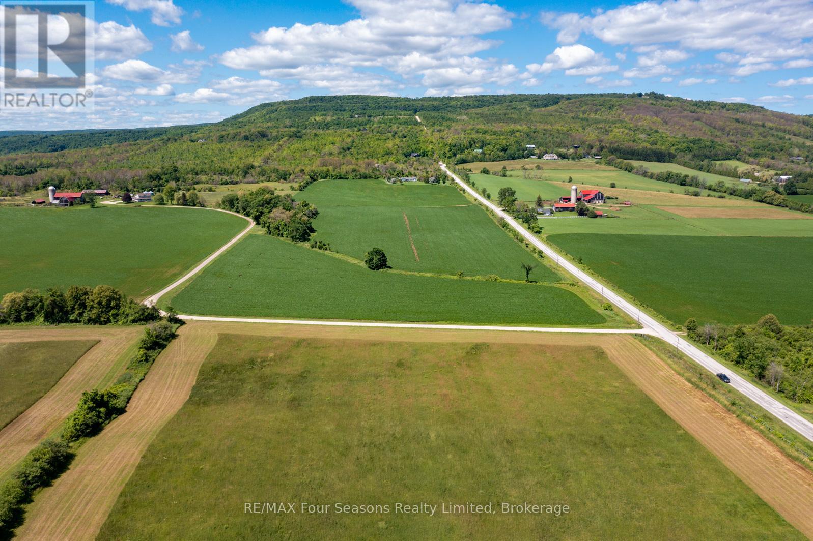 8483 36/37 Nottawasaga Side Road, Clearview, Ontario  L0M 1P0 - Photo 5 - S12354983