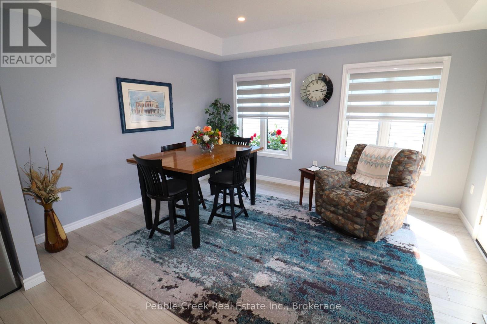 61 Lake Breeze Drive, Ashfield-Colborne-Wawanosh, Ontario  N7A 0B8 - Photo 14 - X12355019