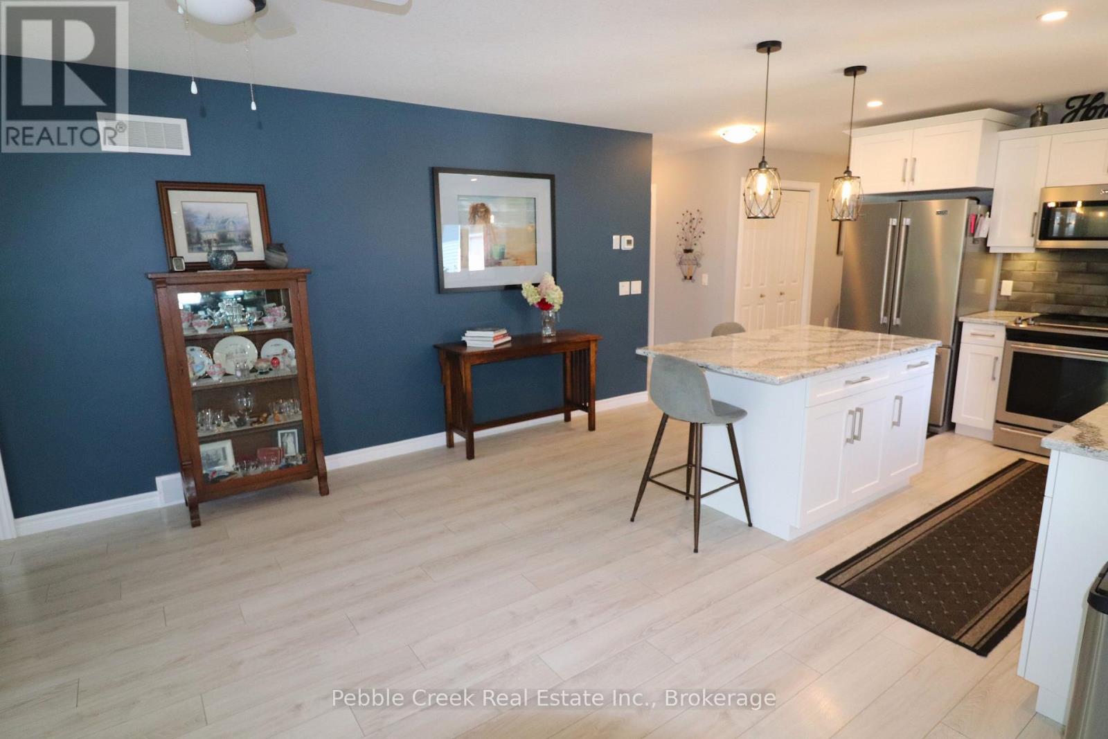 61 Lake Breeze Drive, Ashfield-Colborne-Wawanosh, Ontario  N7A 0B8 - Photo 19 - X12355019