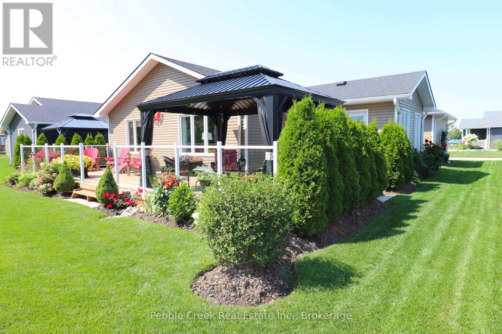 61 Lake Breeze Drive, Ashfield-Colborne-Wawanosh, Ontario  N7A 0B8 - Photo 29 - X12355019