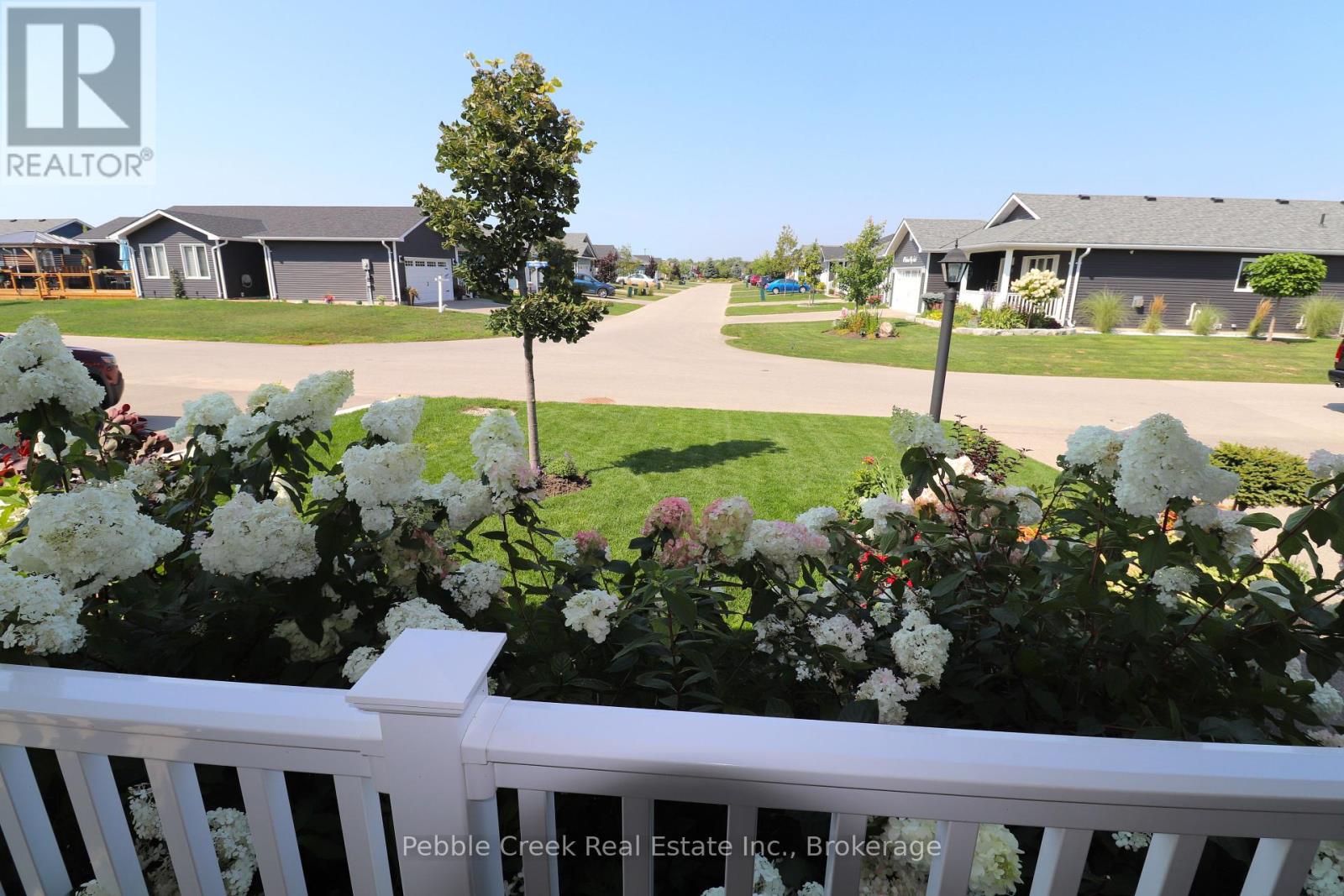 61 Lake Breeze Drive, Ashfield-Colborne-Wawanosh, Ontario  N7A 0B8 - Photo 4 - X12355019