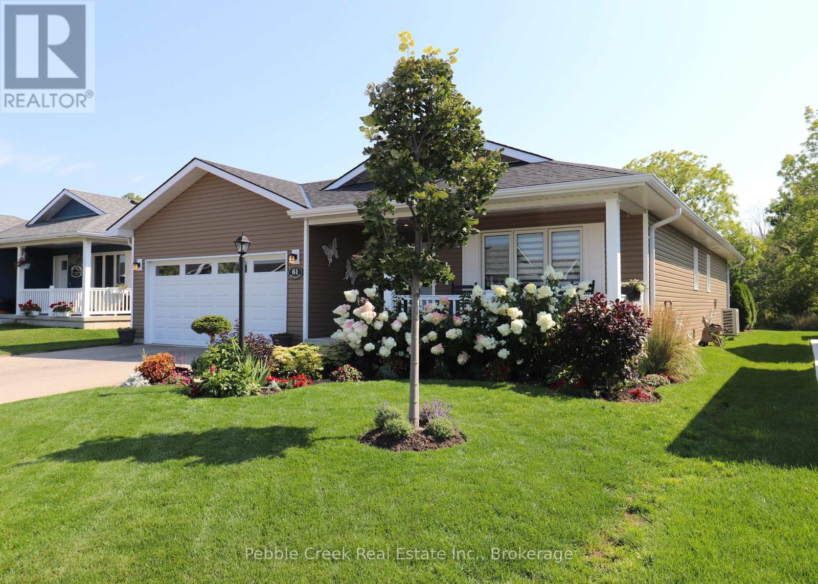61 Lake Breeze Drive, Ashfield-Colborne-Wawanosh, Ontario  N7A 0B8 - Photo 40 - X12355019