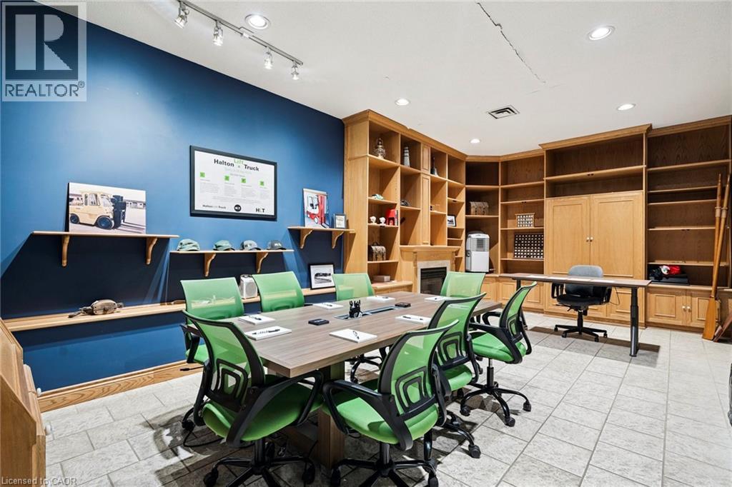 1054 South Service Road, Oakville, Ontario  L6J 2X7 - Photo 4 - 40761805