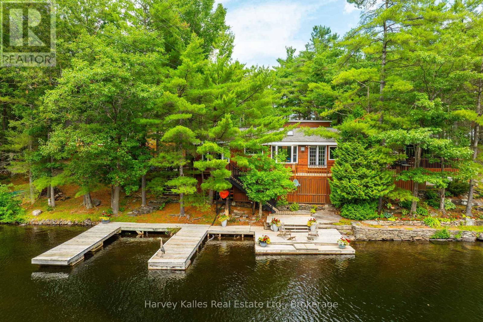 1078 MCKENZIE ROAD, Muskoka Lakes, Ontario
