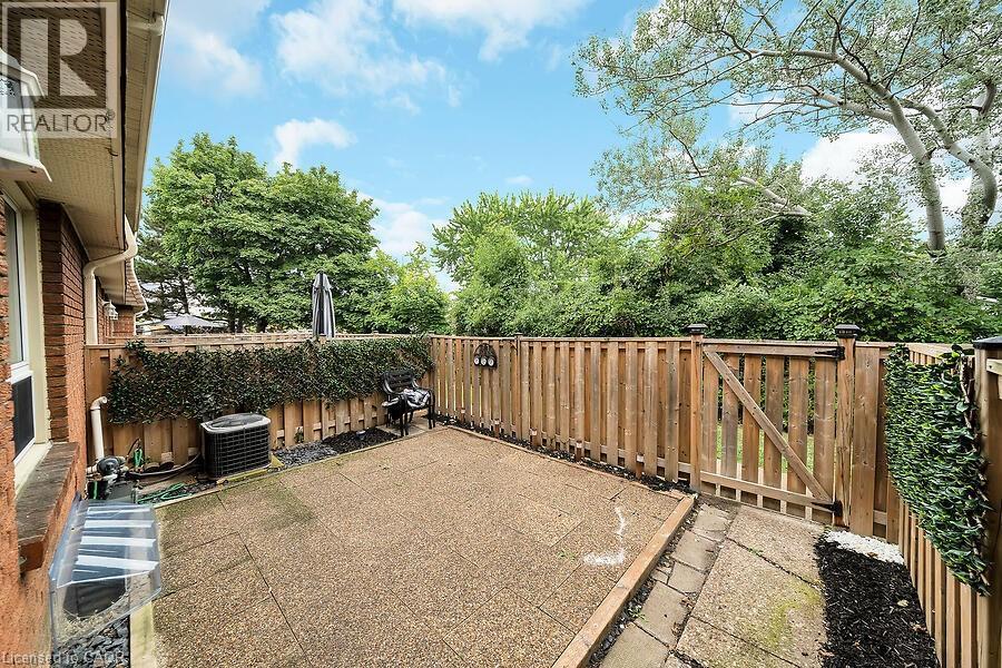 1015 Upper Gage Avenue Unit# 4, Hamilton, Ontario  L8V 4L2 - Photo 5 - 40756643