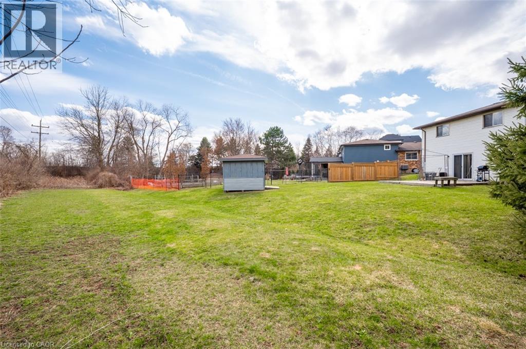 39 Bloomsbury Court, Ancaster, Ontario  L9G 4L6 - Photo 9 - 40761981