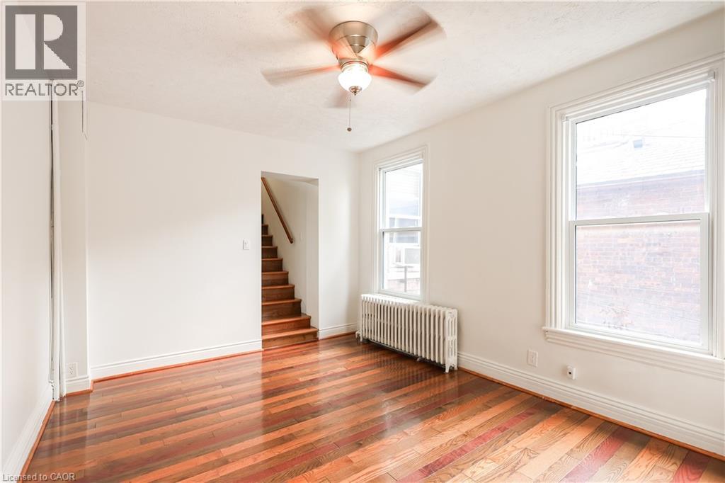 69 Victoria Avenue N, Hamilton, Ontario  L8L 5E3 - Photo 3 - 40761502